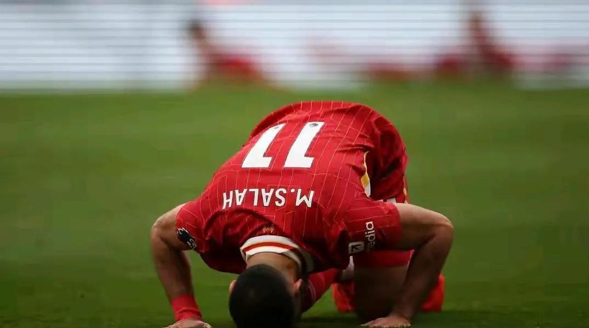 亚洲杯倒计时，纽卡斯尔冲刺阶段回应争议，细节引发关注，气氛紧张，年轻球员获得机会的简单介绍-爱游戏入口站